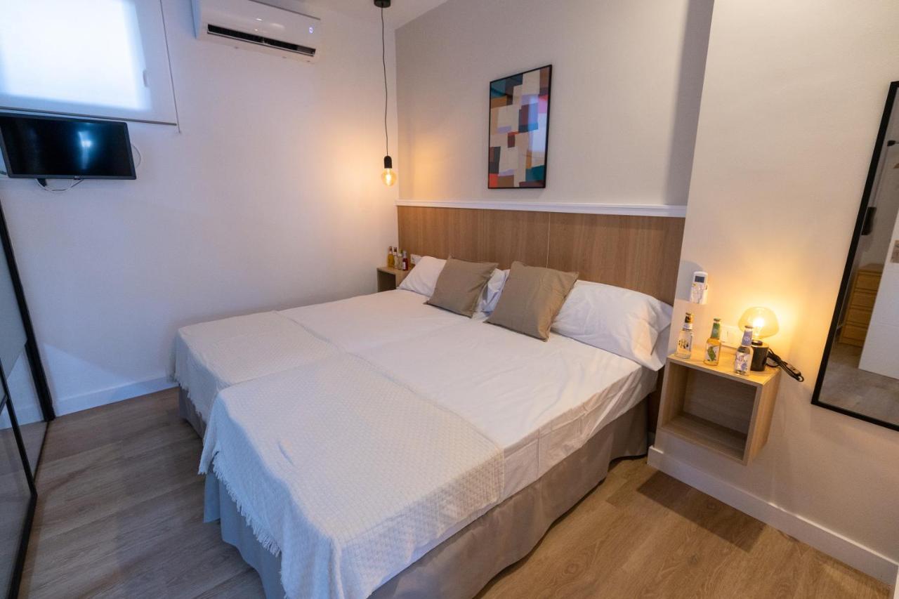 Hostal Royal Bliss Пунта-Умбрия Экстерьер фото
